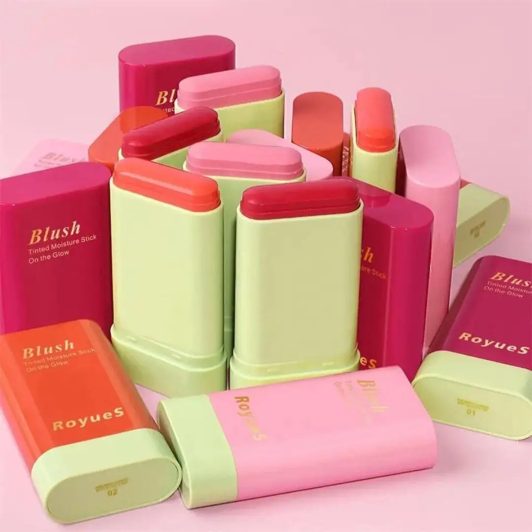 BlushGlam Textura aterciopelada, brillo natural